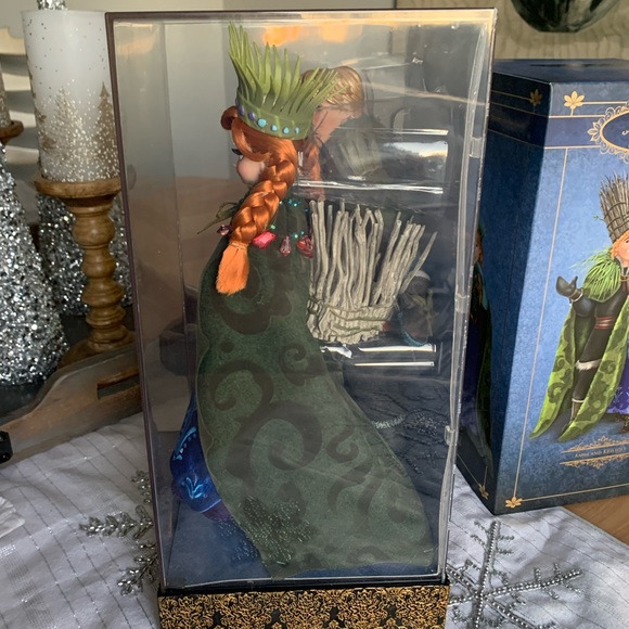Anna and Kristoff Disney Designer Collection Dolls - Picture 4 of 9